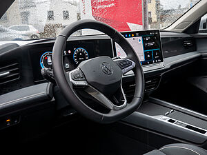 Volkswagen Passat Variant Business 2.0 TDI 27 navigation