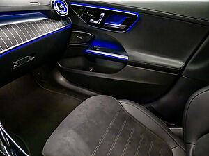 Mercedes-Benz C 220 d T AMG Line 11 navigation
