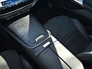 Mercedes-Benz E 200 T AMG Line 14 navigation