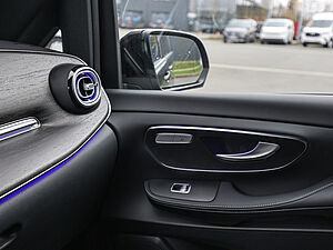 Mercedes-Benz V 300 d AVANTGARDE Extralang 16 navigation