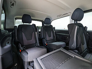Mercedes-Benz V 220 d Style Lang 5 navigation