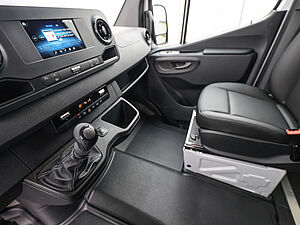 Mercedes-Benz Sprinter 317Cdi Tourer L2 16 navigation