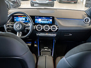 Mercedes-Benz GLA 200 AMG Sport Premium 8 navigation