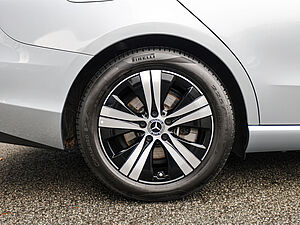 Mercedes-Benz C 180 T Avantgarde Advanced 5 navigation