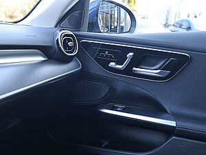 Mercedes-Benz C 200 d Avantgarde Advanced Plus 16 navigation