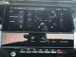 Peugeot 408 GT HYBRID 136 e-DSC 12 navigation