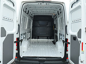 Volkswagen Crafter KA 35 mittellang Hochdach FWD 30 navigation