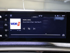 Peugeot 5008 Allure HYBRID 136 e-DSC6 12 navigation