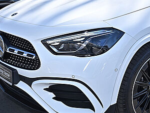 Mercedes-Benz GLA 220 4M AMG Line 30 navigation