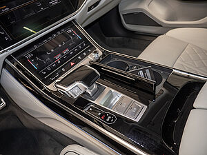 Audi A8 L 50 TDI quattro 14 navigation