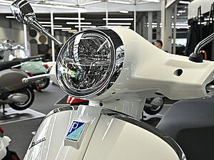 Vespa GTS 125 Super E5+ 12 navigation