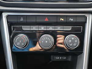 Volkswagen T-Roc Life 1.5 l TSI DSG 15 navigation
