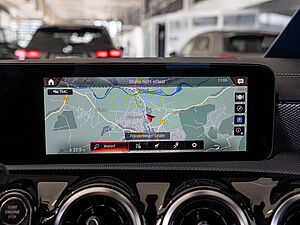 Mercedes-Benz CLA 250 e Progressive 11 navigation