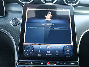 Mercedes-Benz C 180 T Avantgarde Advanced 12 navigation