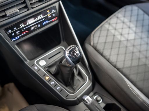 Volkswagen Taigo R-Line 1.0 TSI LED Navi Kamera Keyless 16