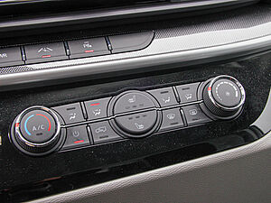 Maxus eDELIVER 9 KA L3H3 72 kWh 16 navigation
