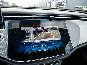 Mercedes-Benz E 300 e AMG Line 11 navigation