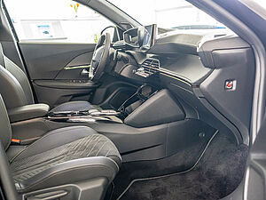 Peugeot 2008 GT BHDI130 Facelift 2 navigation