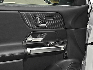 Mercedes-Benz GLB 200 d Progressive Advanced 27 navigation