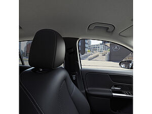 Mercedes-Benz EQA 250 Progressive 16 navigation