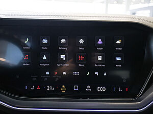 Volkswagen Touareg R-Line 3.0 TDI 4M 15 navigation