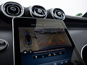 Mercedes-Benz GLC 200 4M AMG Line 9 navigation