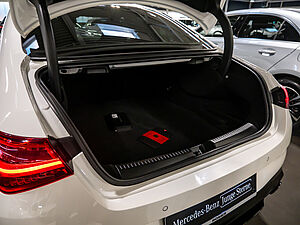 Mercedes-Benz CLA 35 AMG 4M Aero Performance 27 navigation