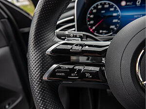 Mercedes-Benz E 300 e T AMG Sport Advanced Plus 15 navigation
