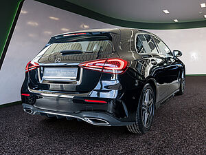 Mercedes-Benz A 180 d AMG Sport 3 navigation
