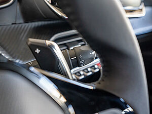 Peugeot 208 Neuer Style HYBRID 100 e-DSC6 17 navigation