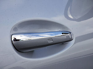 Mercedes-Benz GLC 220 d 4M Edition AMG Line 8 navigation