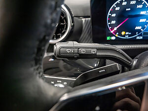 Mercedes-Benz A 250 e Progressive 19 navigation