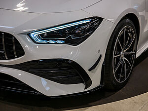 Mercedes-Benz CLA 35 AMG 4M Aero Performance 28 navigation