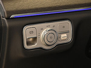 Mercedes-Benz GLE 350 e 4M AMG Line 22 navigation