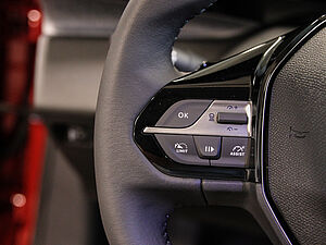 Peugeot 308 Allure BlueHDi 130 EAT8 20 navigation