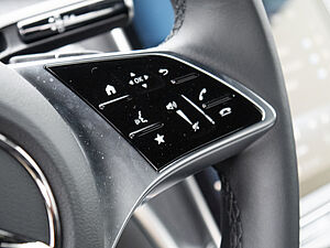 Mercedes-Benz CLE 180 Cabrio 20 navigation