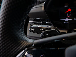 Audi SQ6 SUV e-tron 17 navigation
