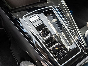 Volkswagen Golf VIII Style 1,5 l eTSI DSG 14 navigation