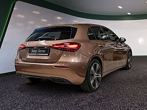 Mercedes-Benz A 250 4M Progressive Advanced 3 navigation