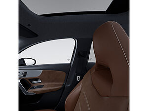 Mercedes-Benz A 250 e AMG Sport Premium Plus 17 navigation