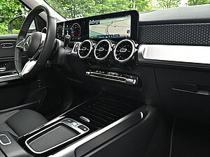 Mercedes-Benz GLB 200 d Progressive Advanced 9 navigation
