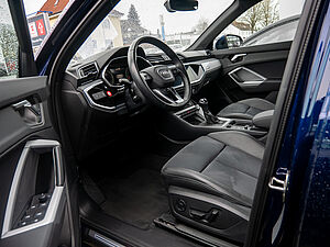 Audi Q3 S line 35 TDI quattro S tronic 9 navigation