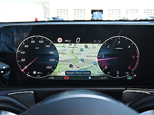 Mercedes-Benz GLB 200 d 14 navigation