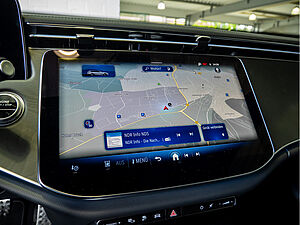 Mercedes-Benz E 300 de 4M T AMG Sport Advanced 9 navigation