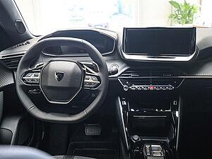 Peugeot 2008 Allure HYBRID 145 e-DSC6 8 navigation