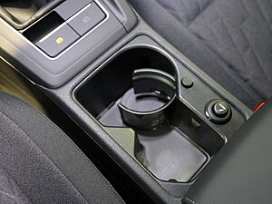 Volkswagen Golf VIII Variant 1.5 TSI Life 19 navigation