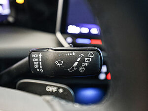 Volkswagen Golf VIII EDITION 50 1.5 eTSI 22 navigation
