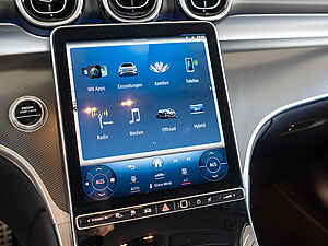 Mercedes-Benz GLC 300 e 4M AMG Sport Premium 11 navigation