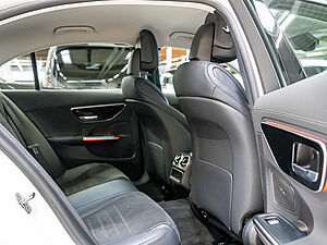 Mercedes-Benz C 300 d AMG Sport Advanced Plus 4 navigation