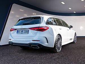 Mercedes-Benz C 220 d T AMG Line 3 navigation